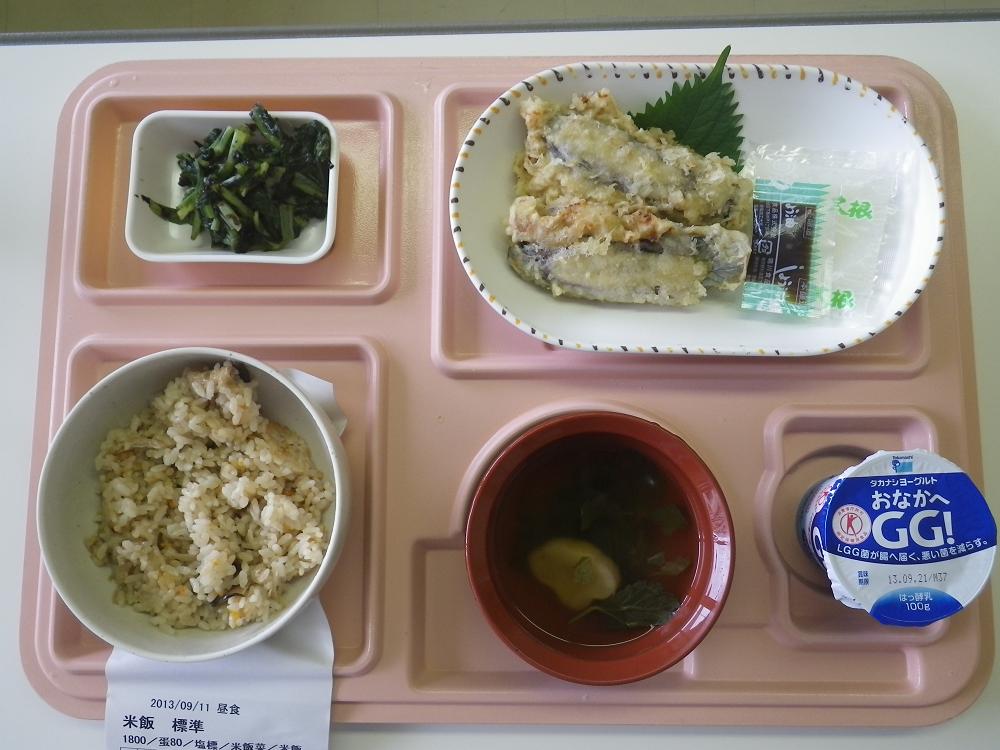 採取後の病院の昼食の写真